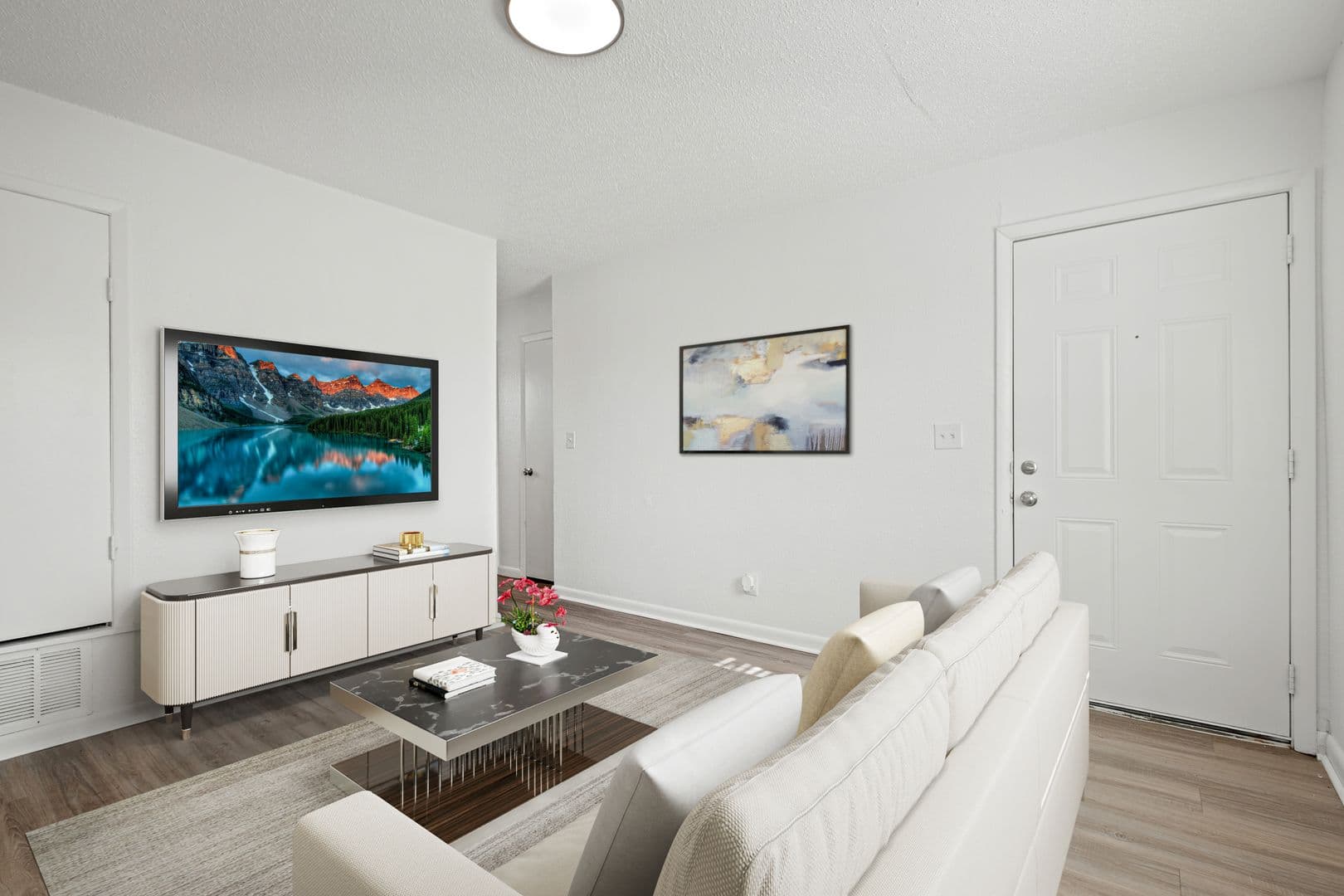 Oklahoma City Apartment: 701 E Wilshire Blvd