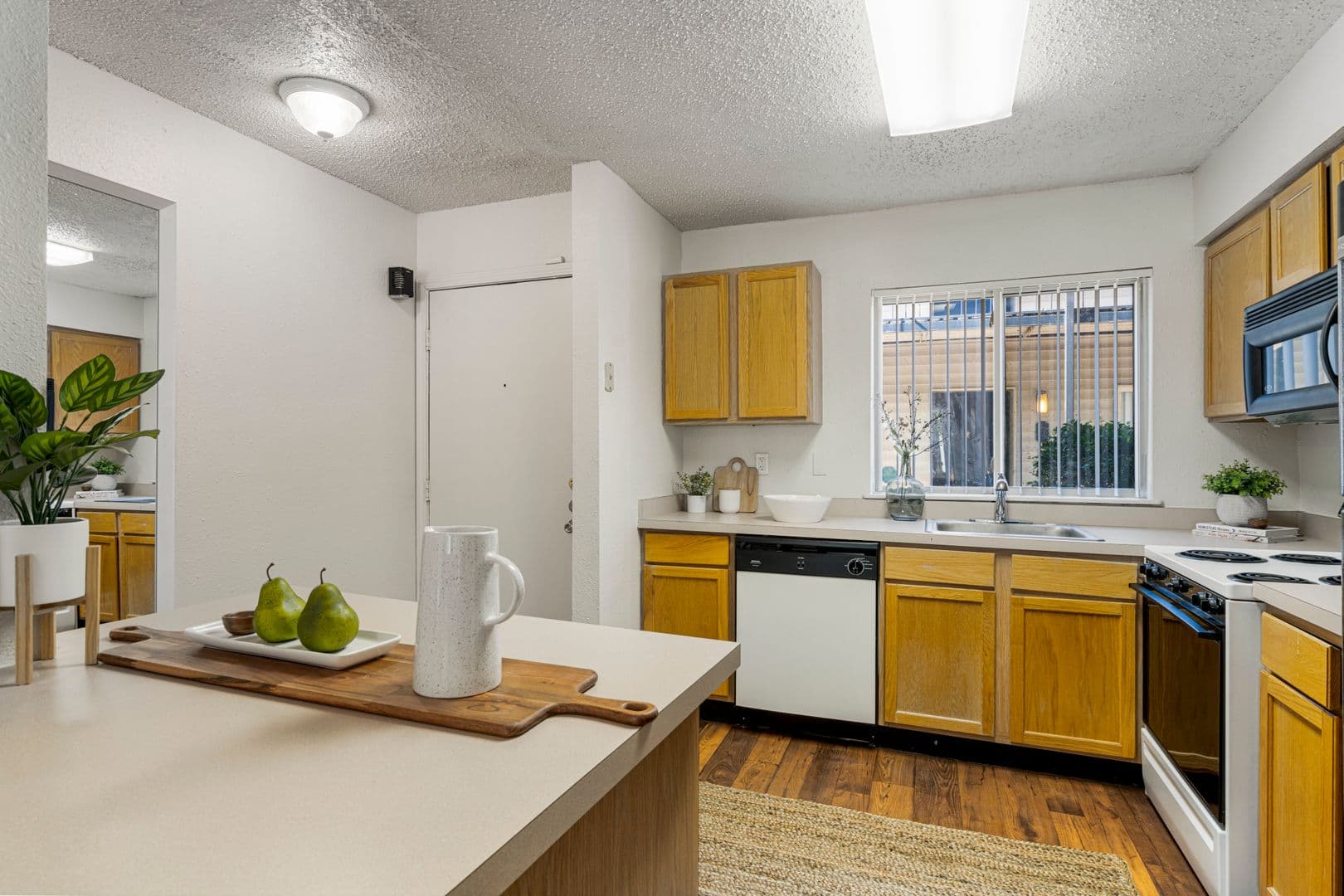 Tulsa Apartment: 8812 S Delaware Ave