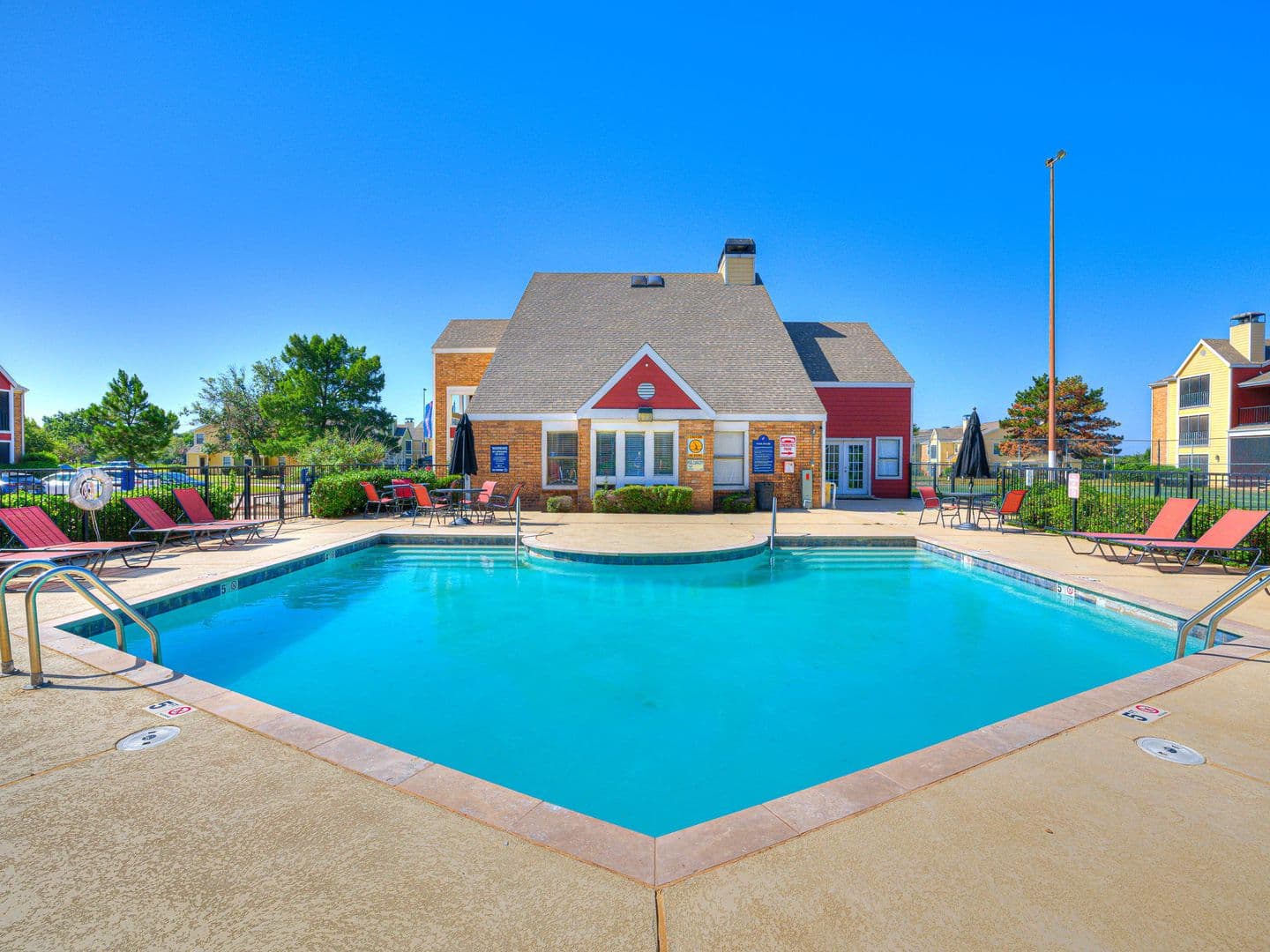 Norman Apartment: 705 Ridgecrest Ct