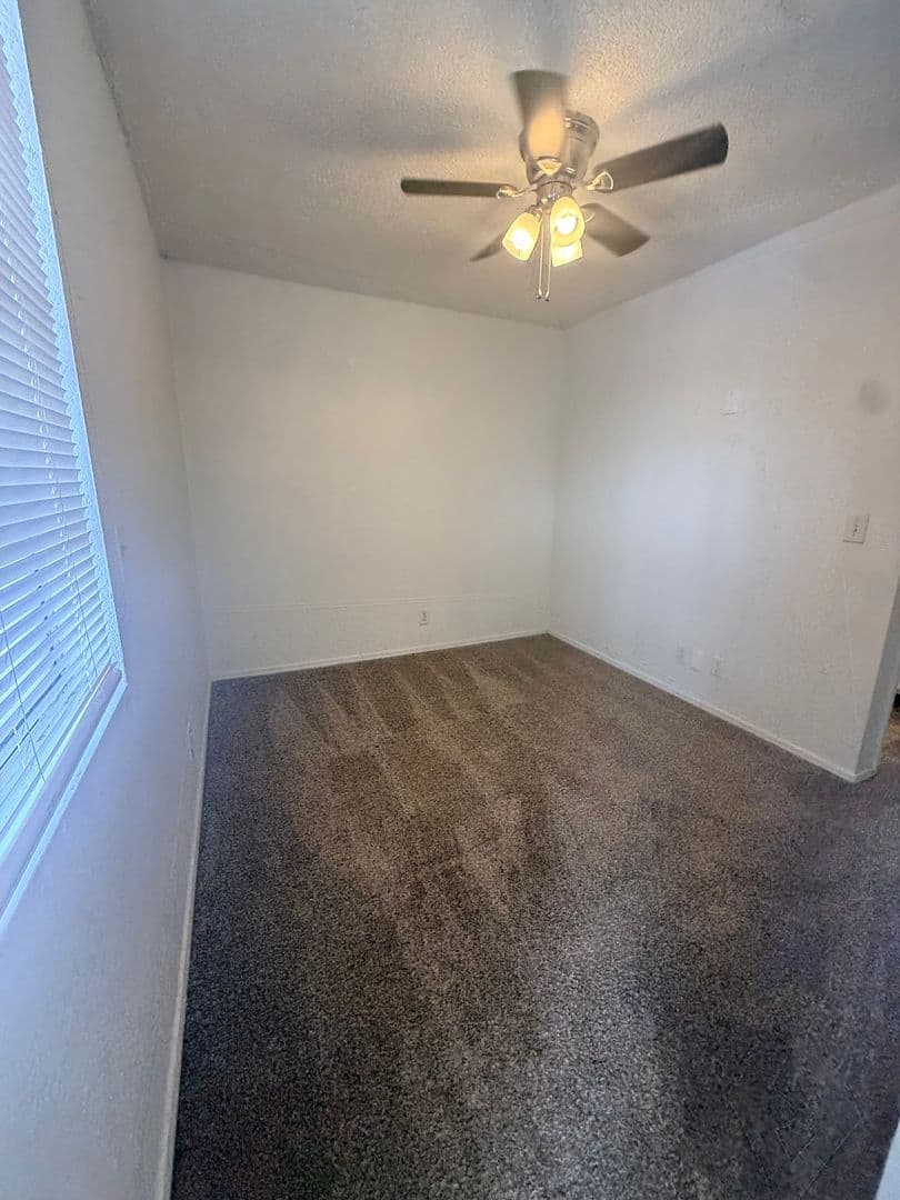Glenpool Apartment: 1050 E. 141st Street South