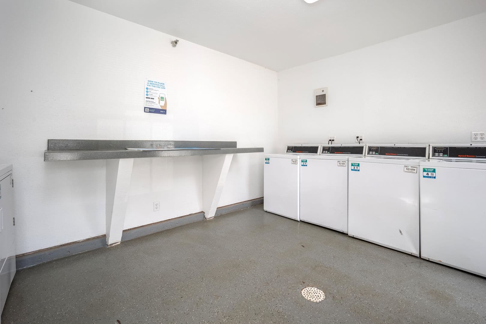 Oklahoma City Apartment: 2700 Indian Creek Blvd
