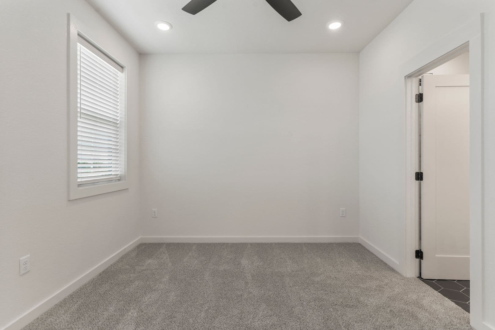 Tulsa Townhome: 17450 W Dearborn Str