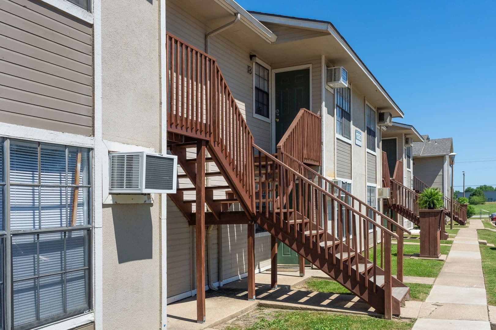 Glenpool Apartment: 1050 E. 141st Street South
