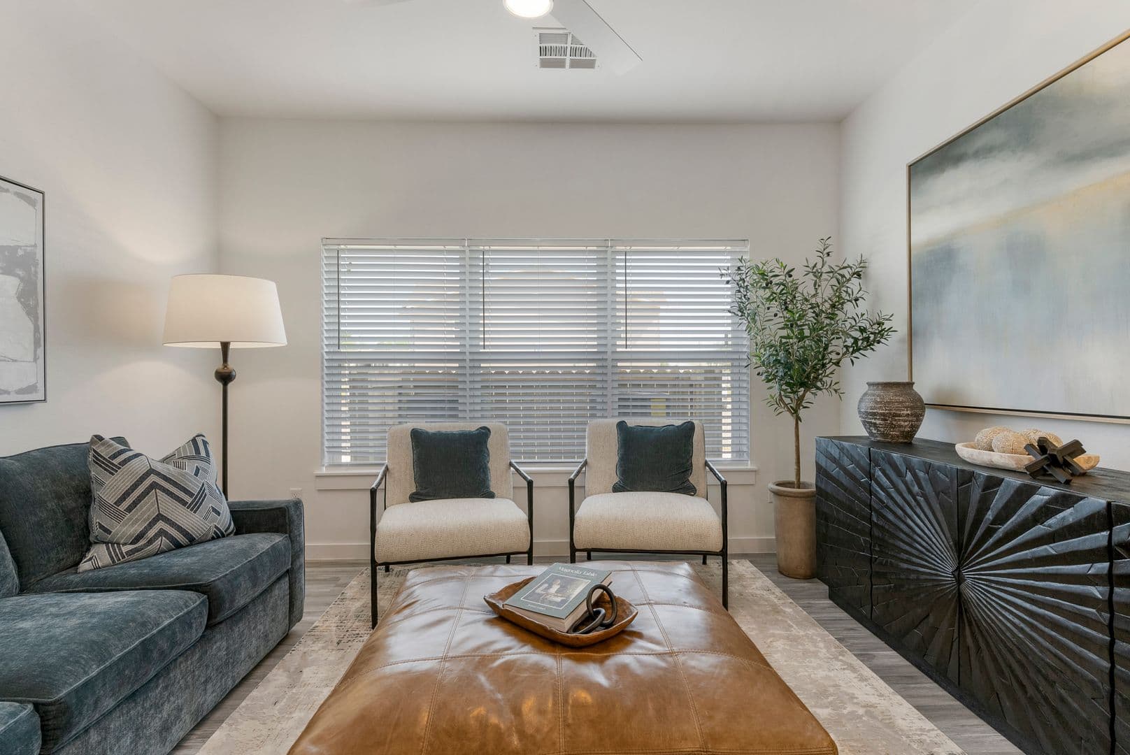Springdale Apartment: 1510 Powell Street