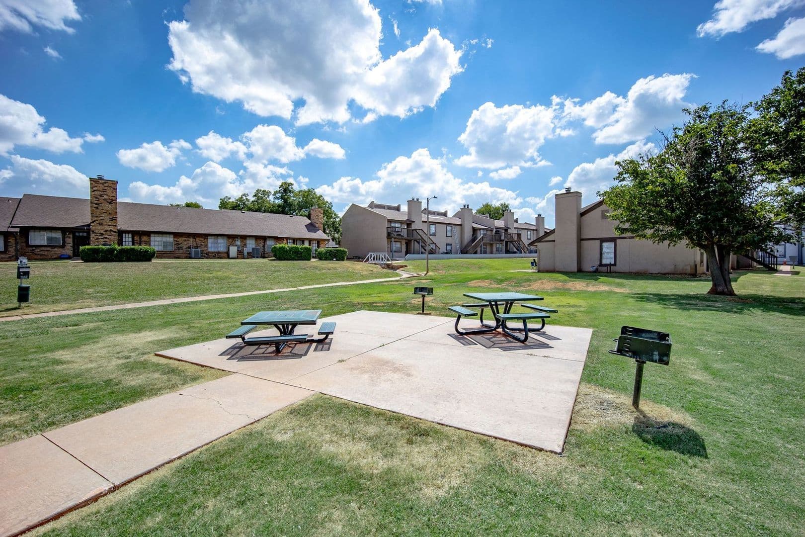 Oklahoma City Apartment: 2700 Indian Creek Blvd