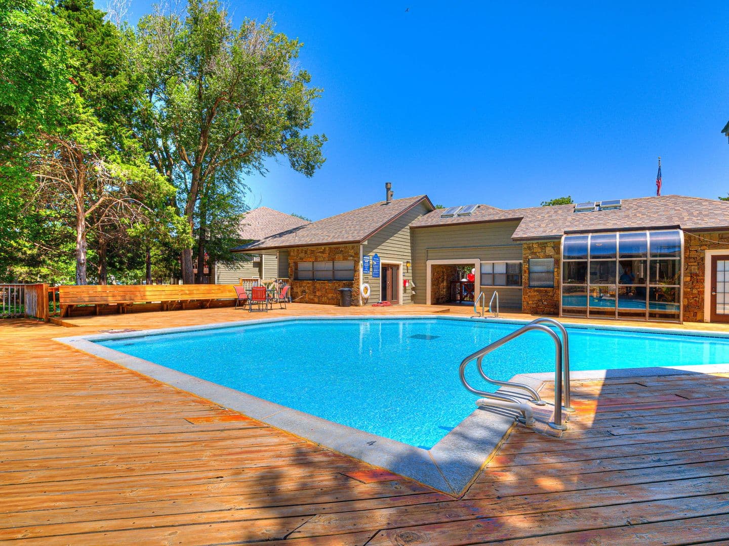Norman Apartment: 3001 Oak Tree Ave