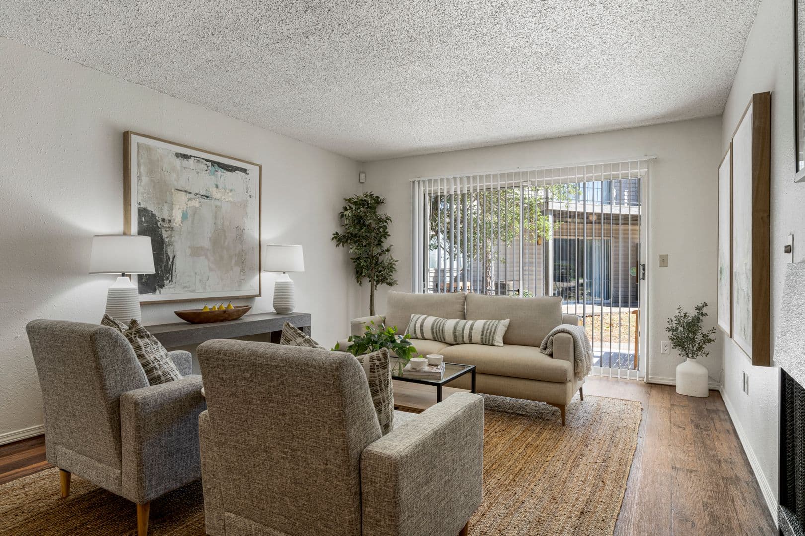 Tulsa Apartment: 8812 S Delaware Ave
