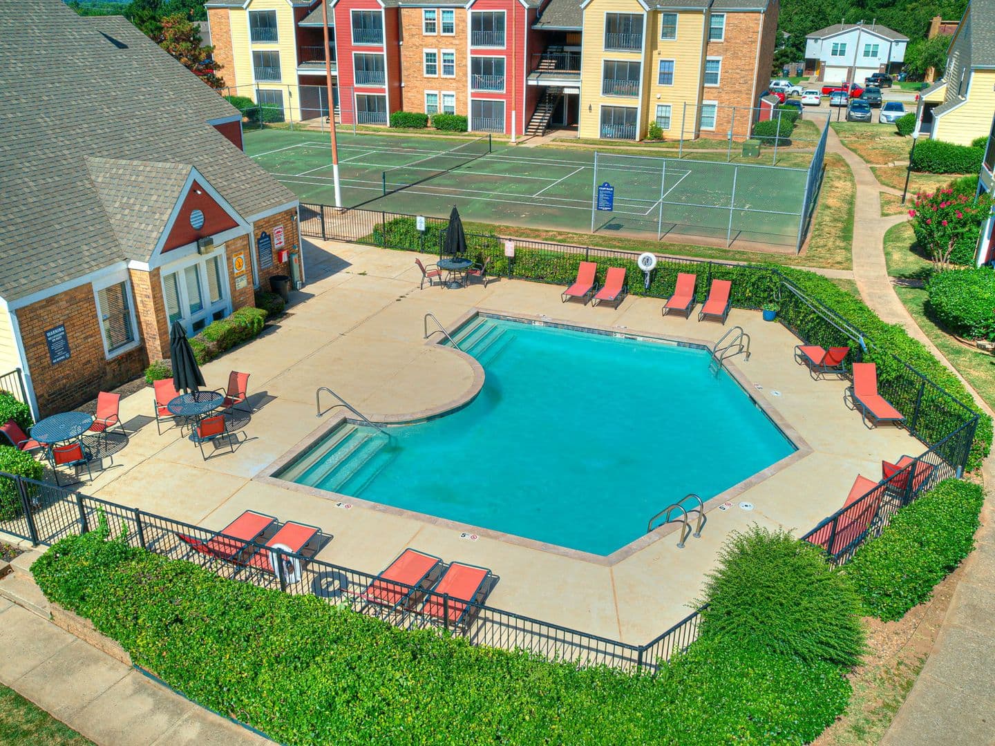 Norman Apartment: 705 Ridgecrest Ct