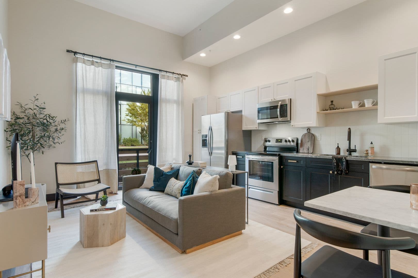 Tulsa Apartment: 111 South Greenwood Ave