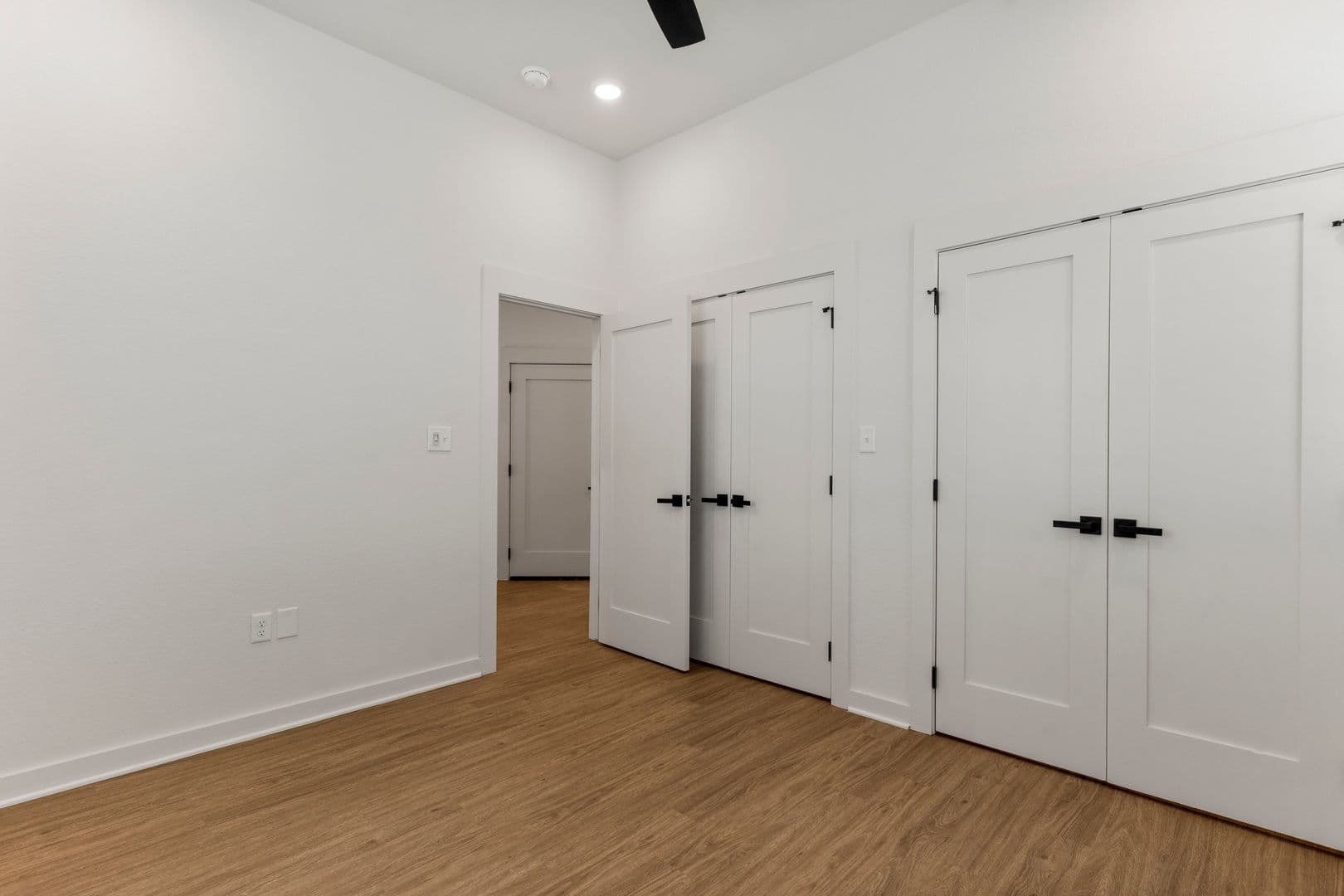 Tulsa Townhome: 17450 W Dearborn Str