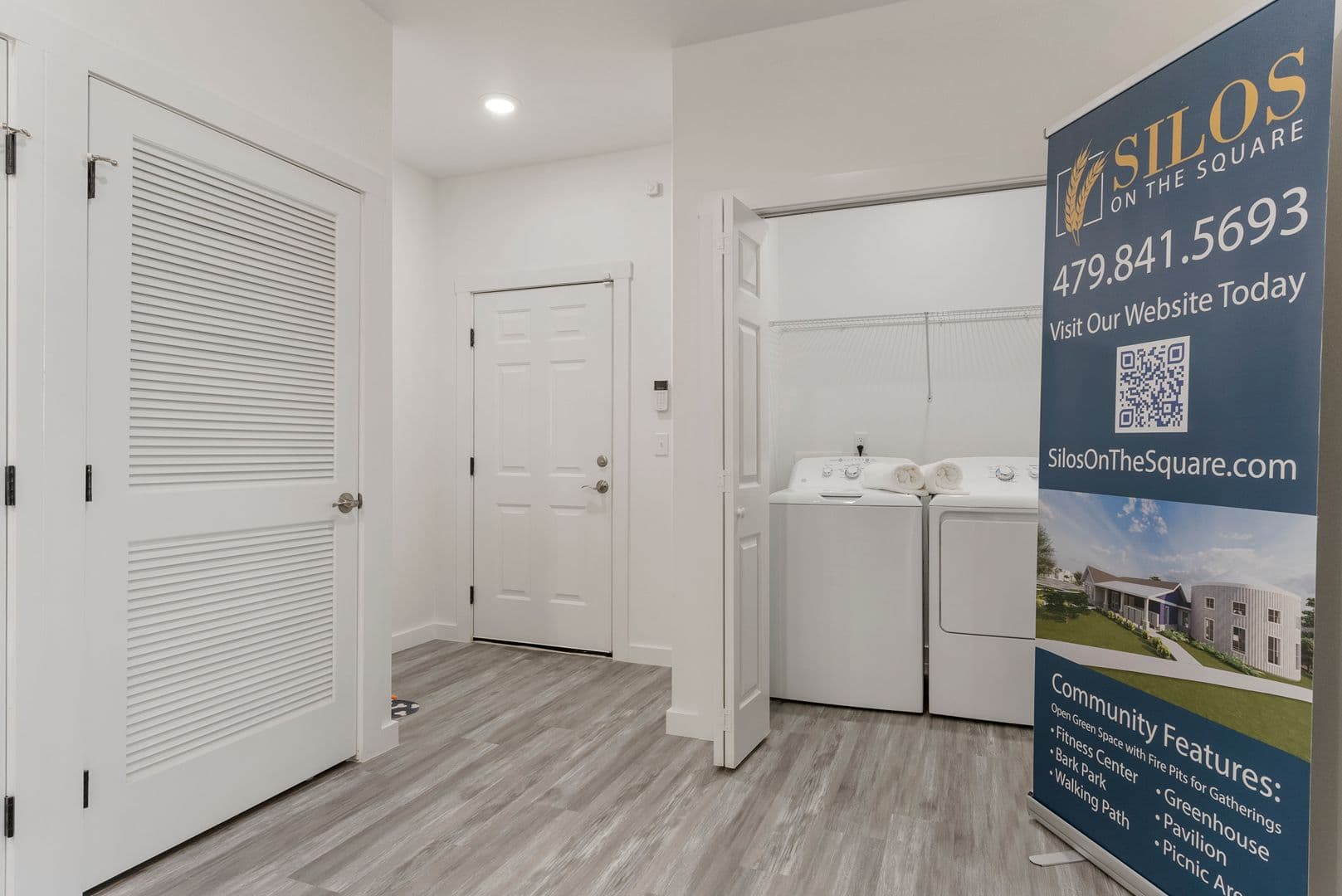 Springdale Apartment: 1510 Powell Street