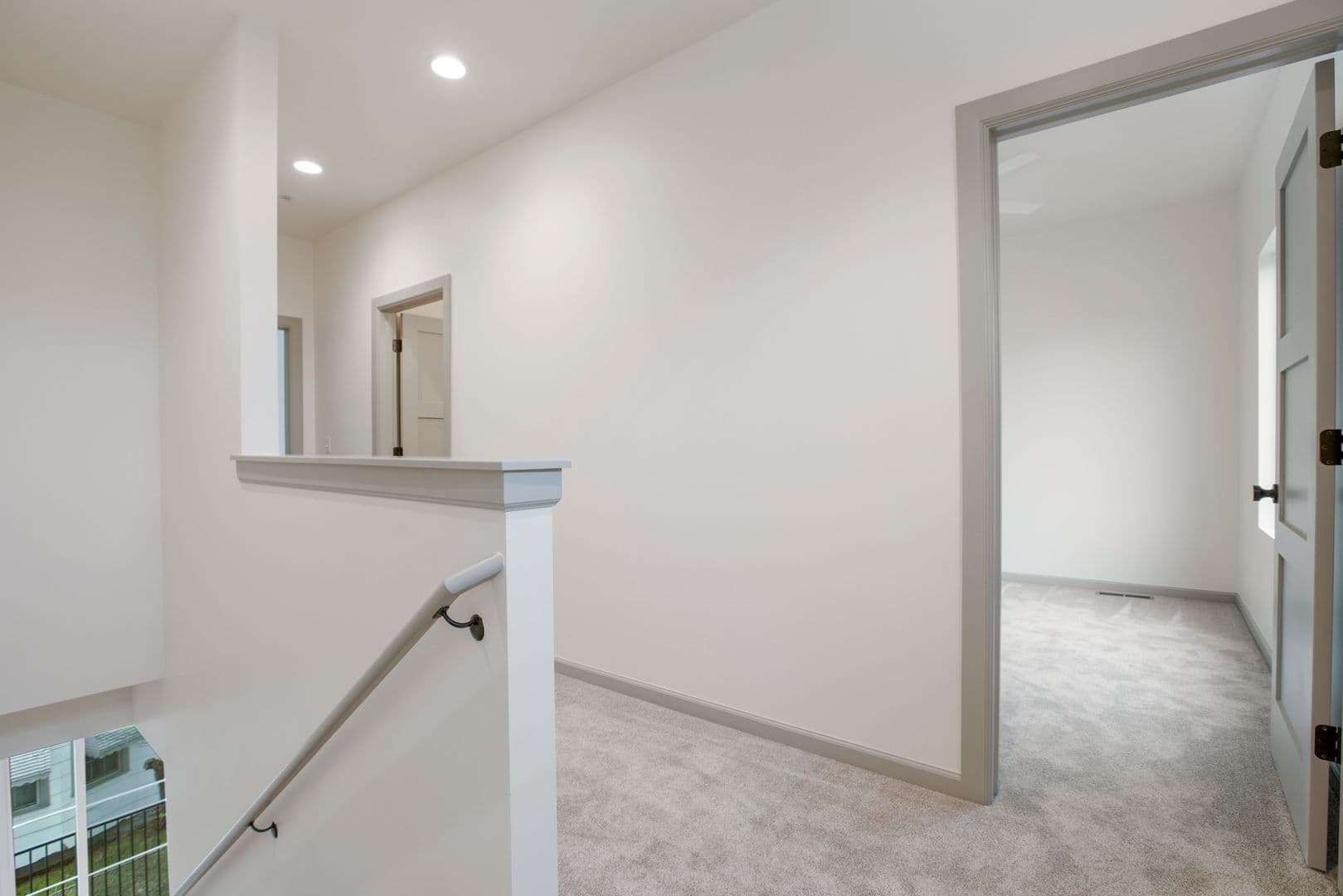 Tulsa Apartment: 1411 S Quaker Ave