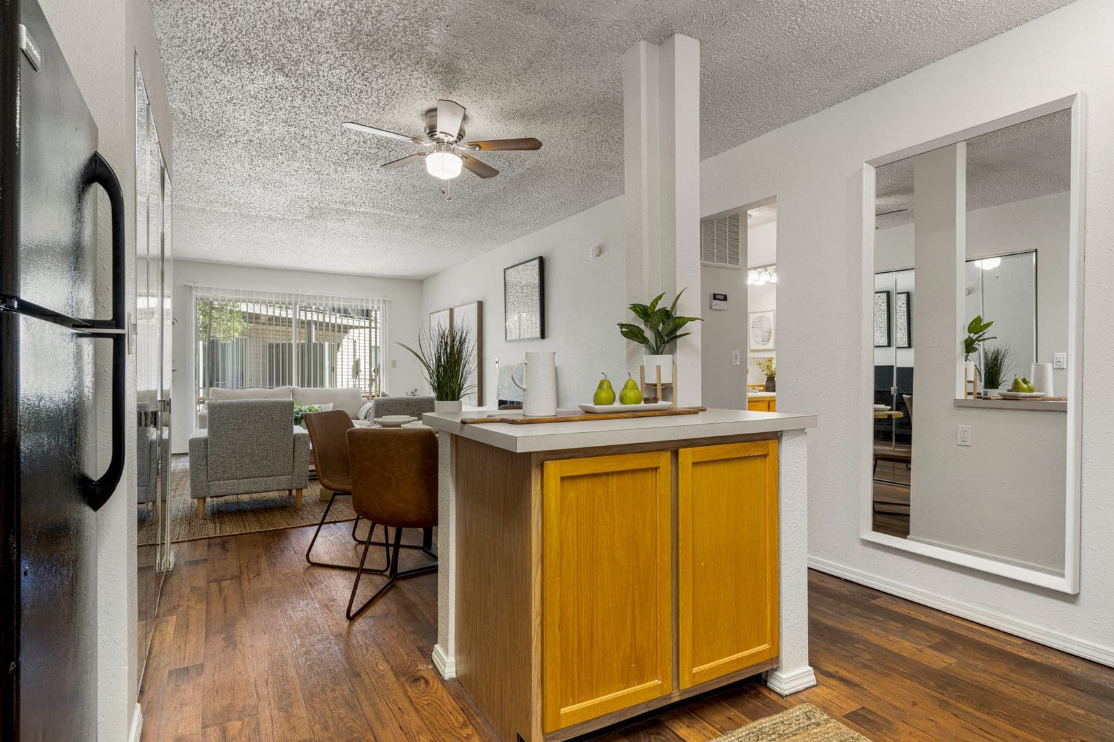 Tulsa Apartment: 8812 S Delaware Ave