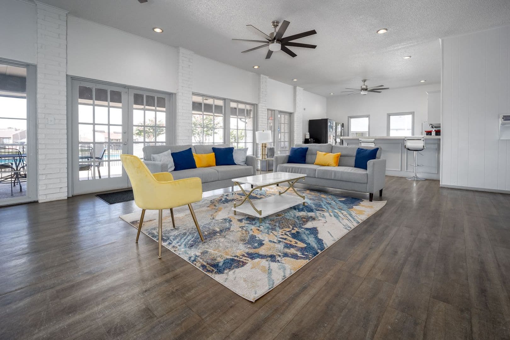 Oklahoma City Apartment: 2700 Indian Creek Blvd