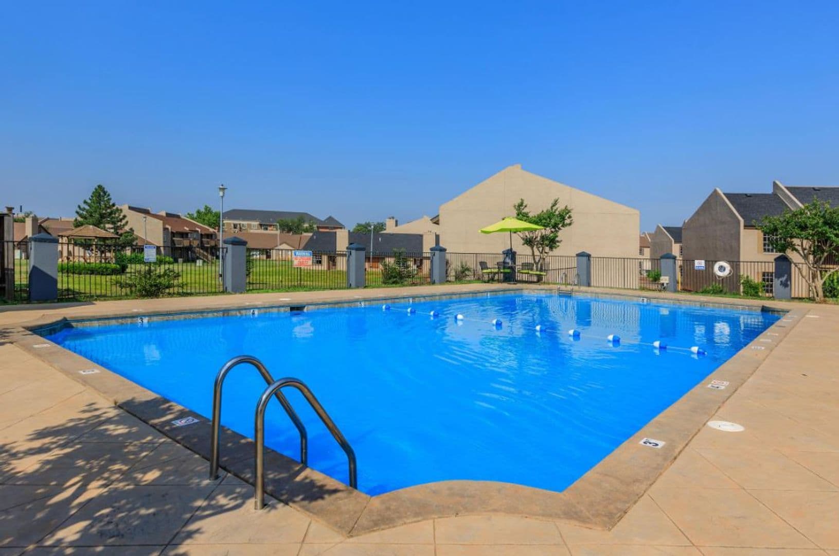 Oklahoma City Apartment: 2700 Indian Creek Blvd