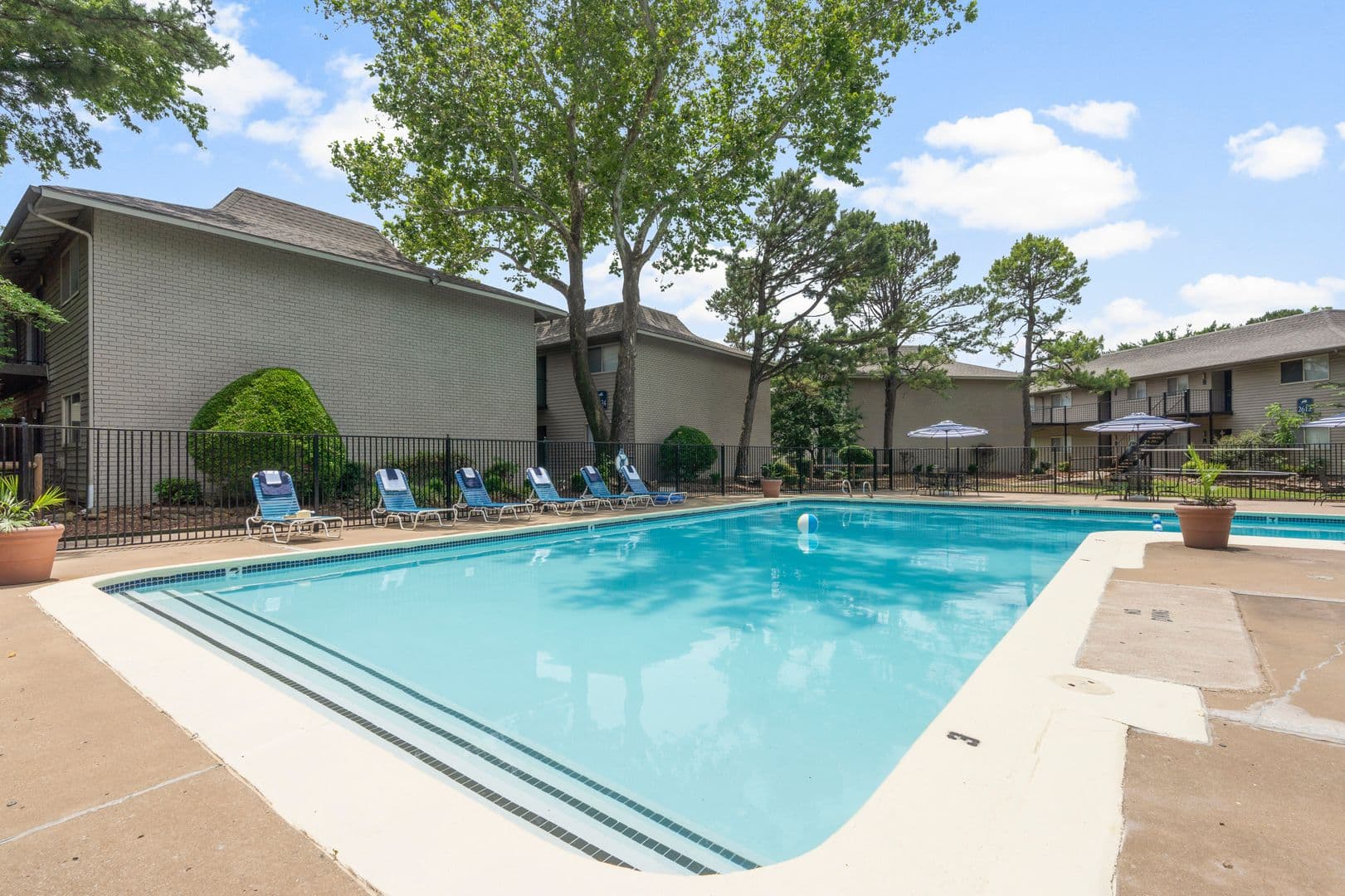 Tulsa Apartment: 8812 S Delaware Ave