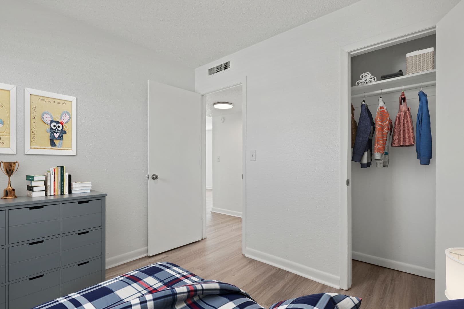 Oklahoma City Apartment: 701 E Wilshire Blvd