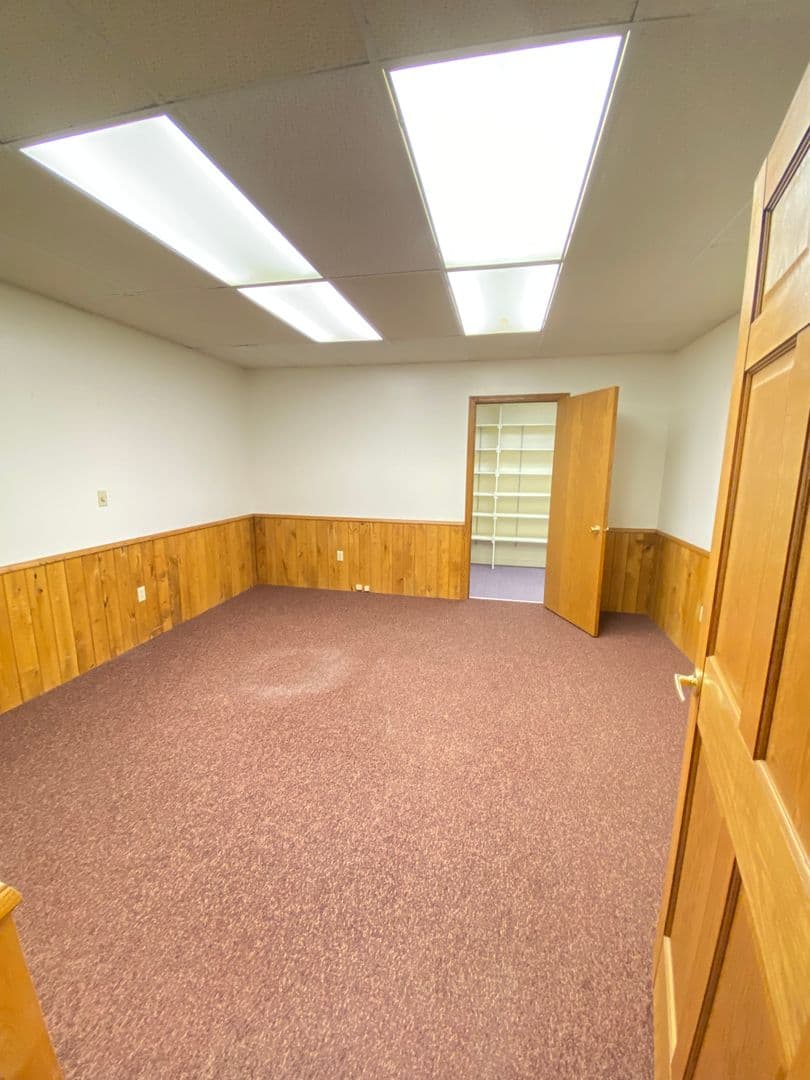 Berlin Apartment: 118/120 E Huron St