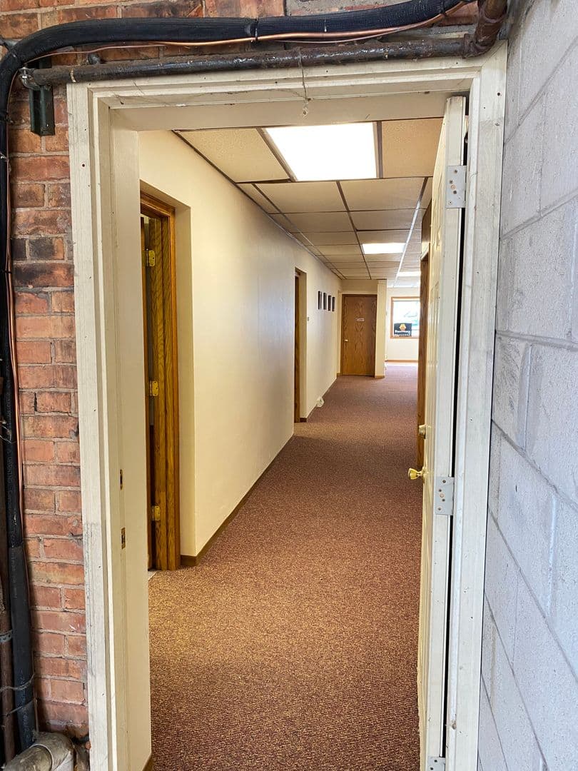 Berlin Apartment: 118/120 E Huron St