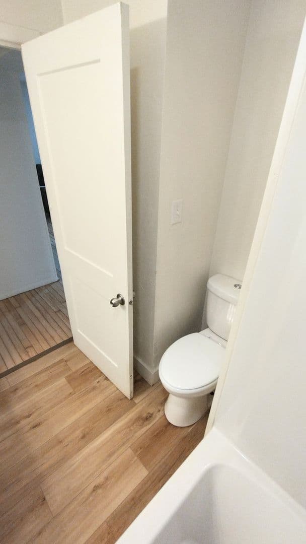 Ripon Apartment: 338 Eureka St