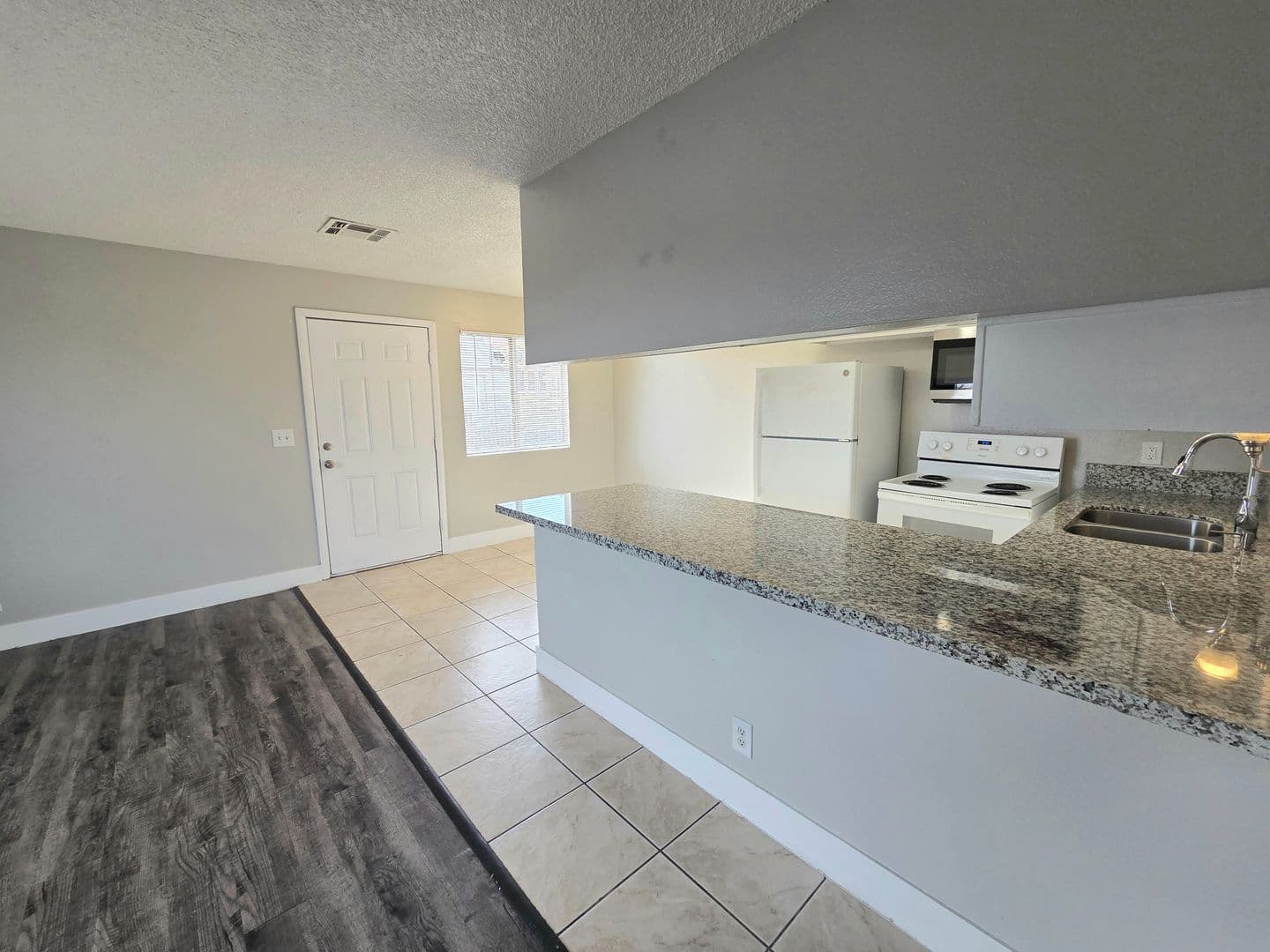 Henderson Apartment: 152 Judy Lane