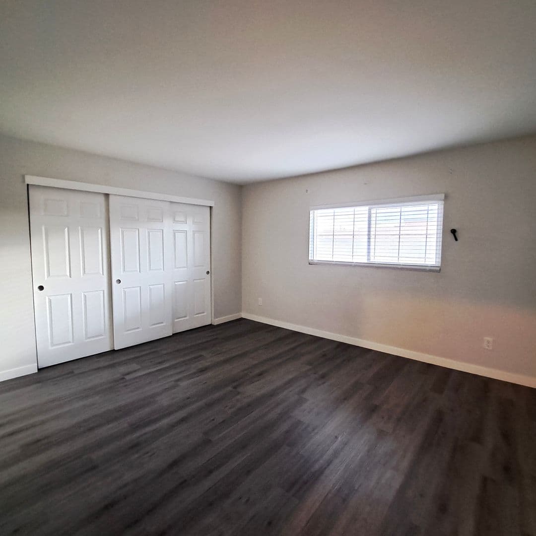 Las Vegas Apartment: 4368 Vornsand Drive