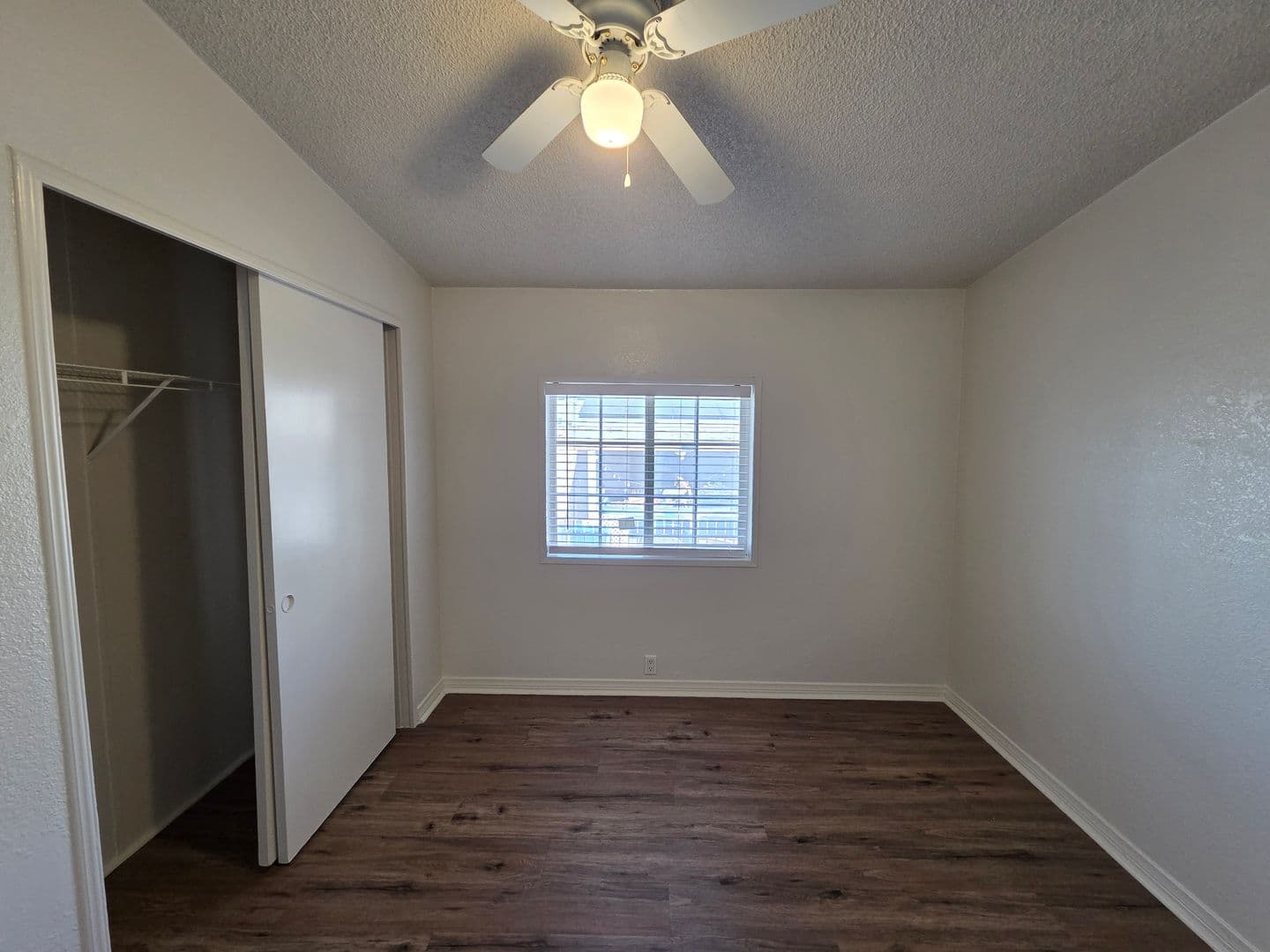 Las Vegas House: 5914 Sassy Rose Drive