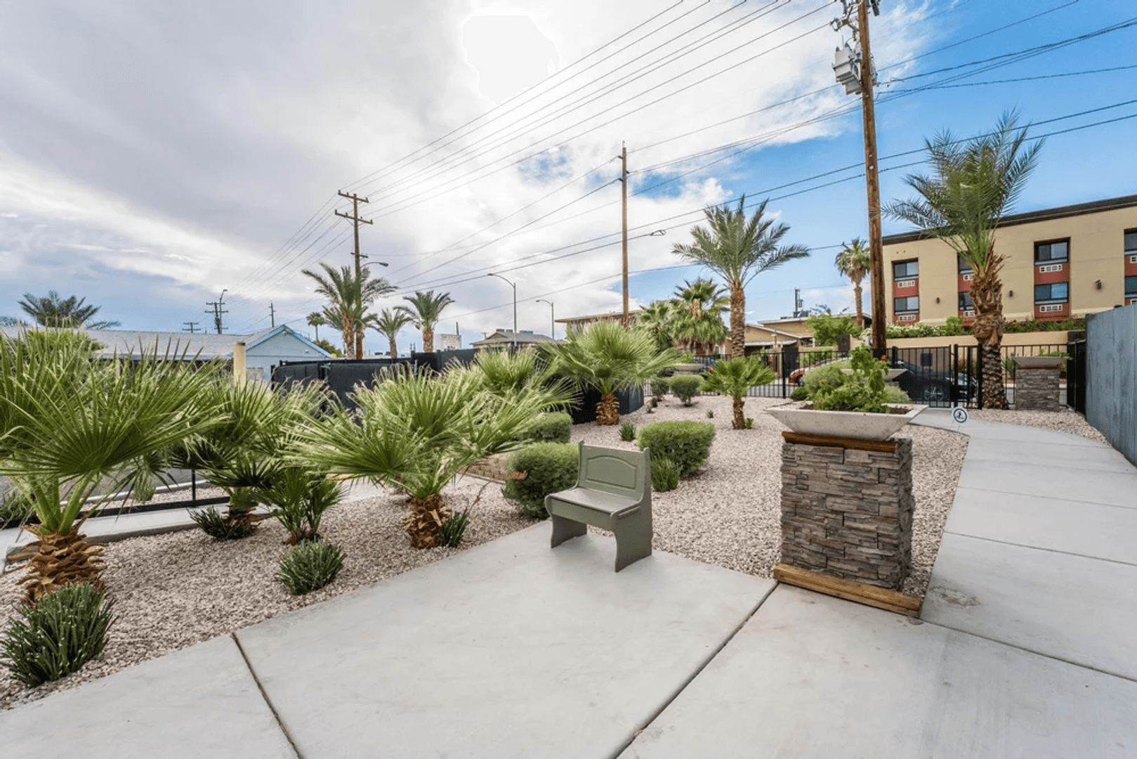 Las Vegas Apartment: 1401 E Carson Avenue