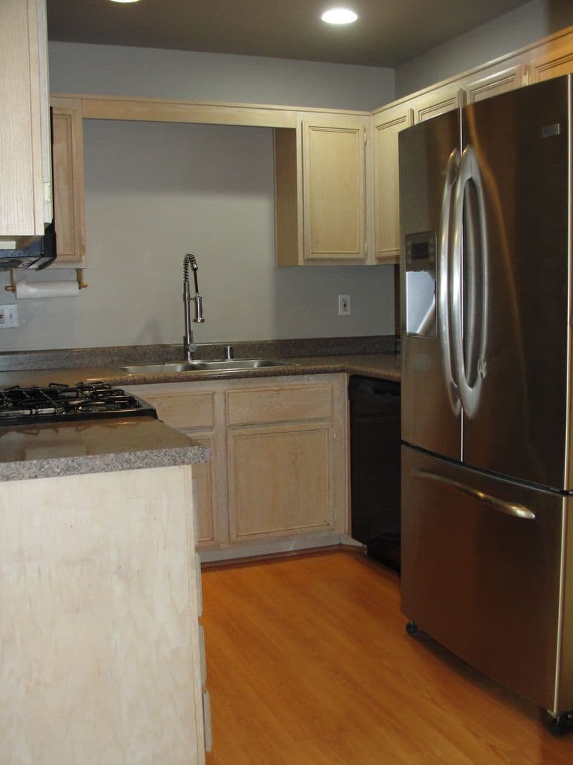 Las Vegas Townhome: 5258 Steinbrenner Ln
