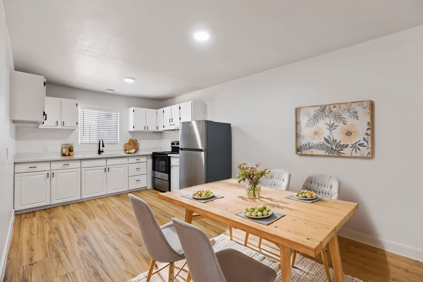 Las Vegas Apartment: 241 W Philadelphia Avenue