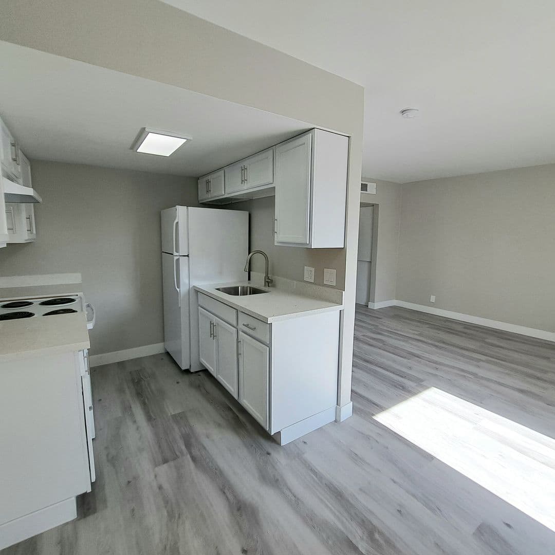 Las Vegas Apartment: 2556 South Van Patten Street