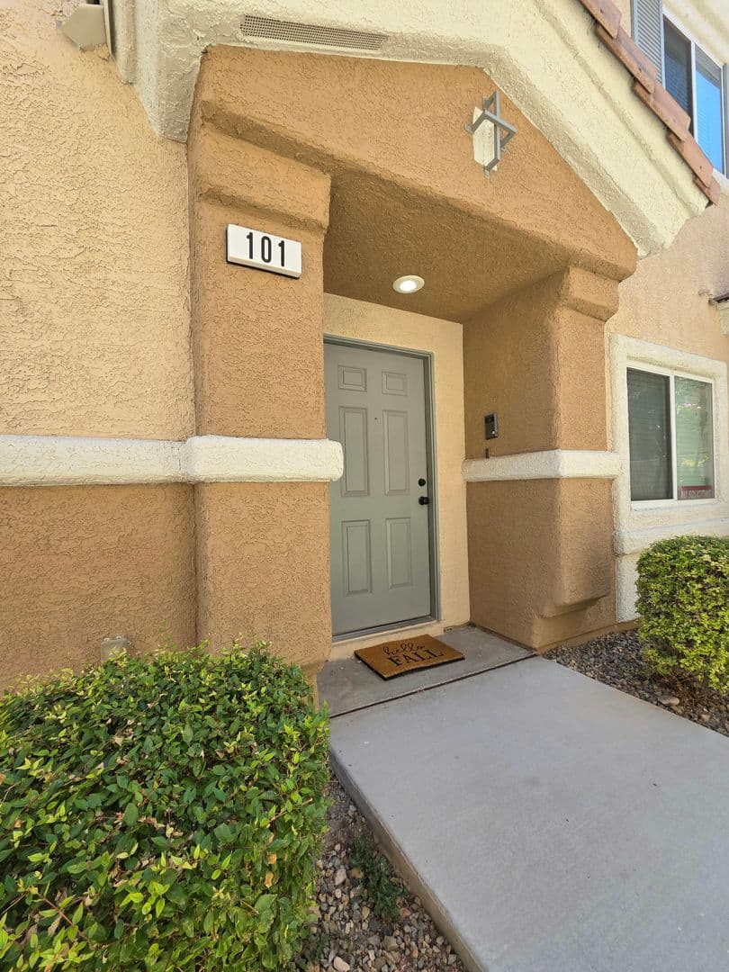 Las Vegas Townhome: 8787 Tom Noon Avenue #101