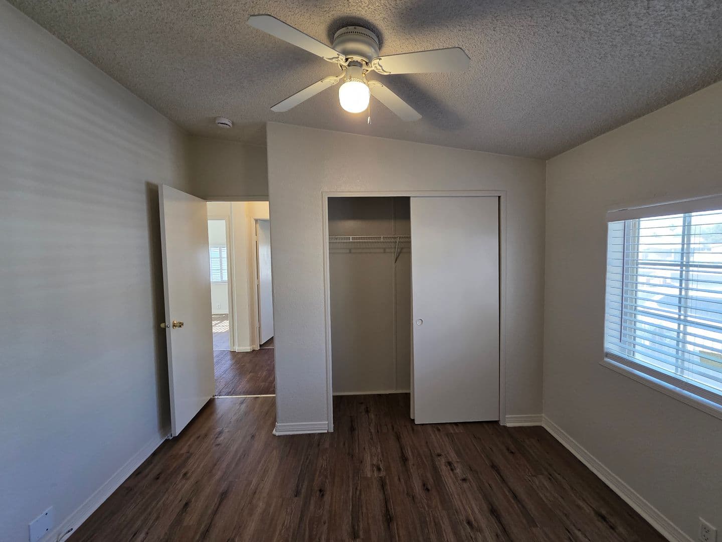 Las Vegas House: 5914 Sassy Rose Drive