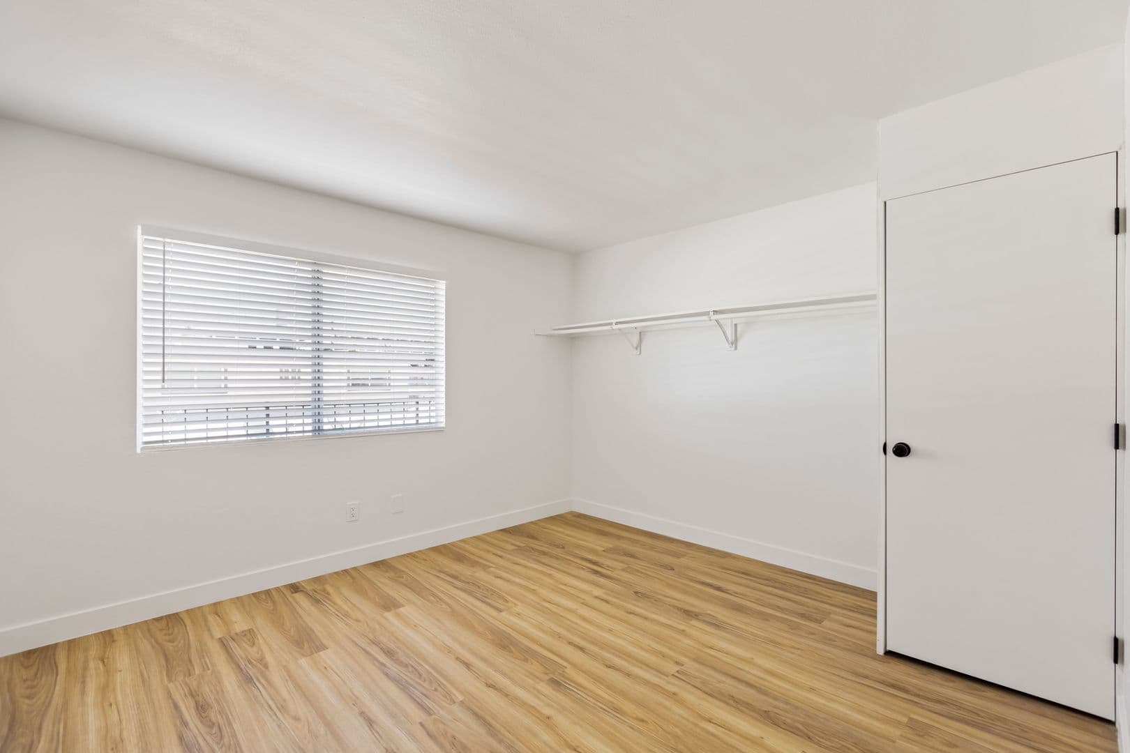 Las Vegas Apartment: 241 W Philadelphia Avenue