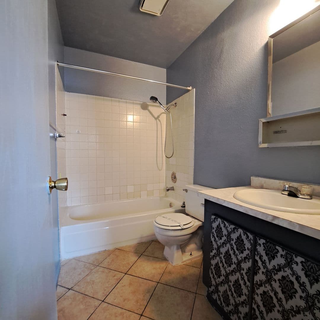 Las Vegas Apartment: 6975 Dunsbach Way