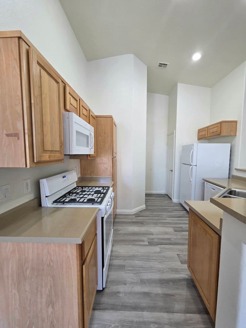 Las Vegas Townhome: 8787 Tom Noon Avenue #101