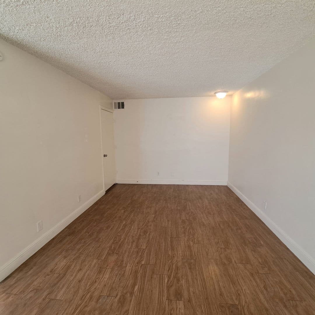 Las Vegas Apartment: 2556 South Van Patten Street