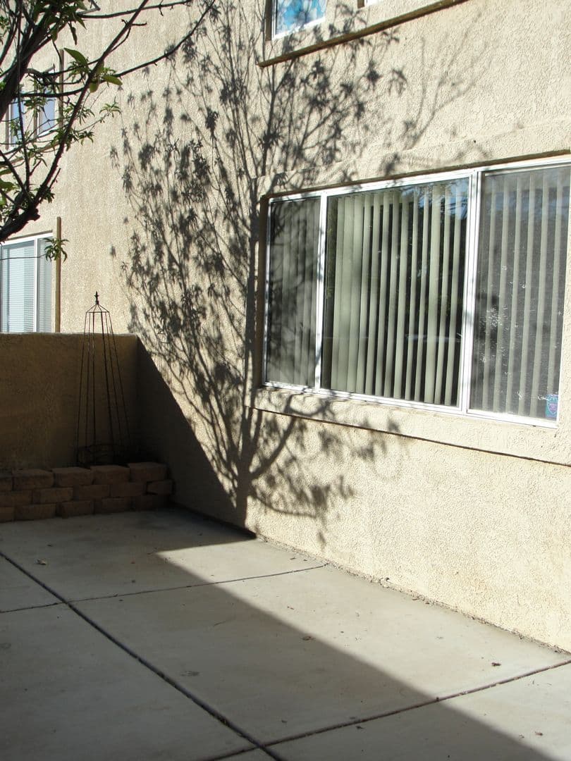 Las Vegas Townhome: 5258 Steinbrenner Ln