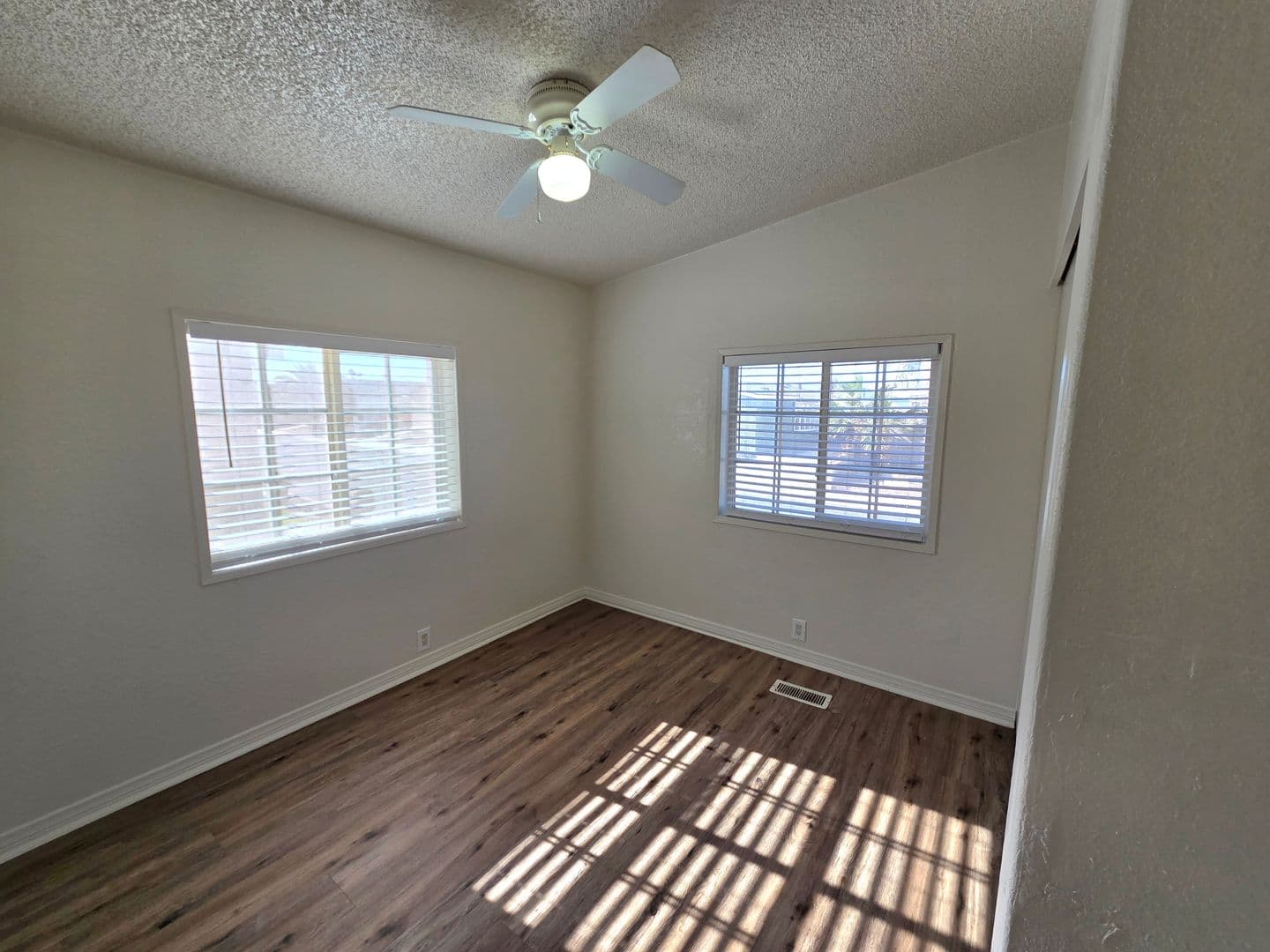 Las Vegas House: 5914 Sassy Rose Drive