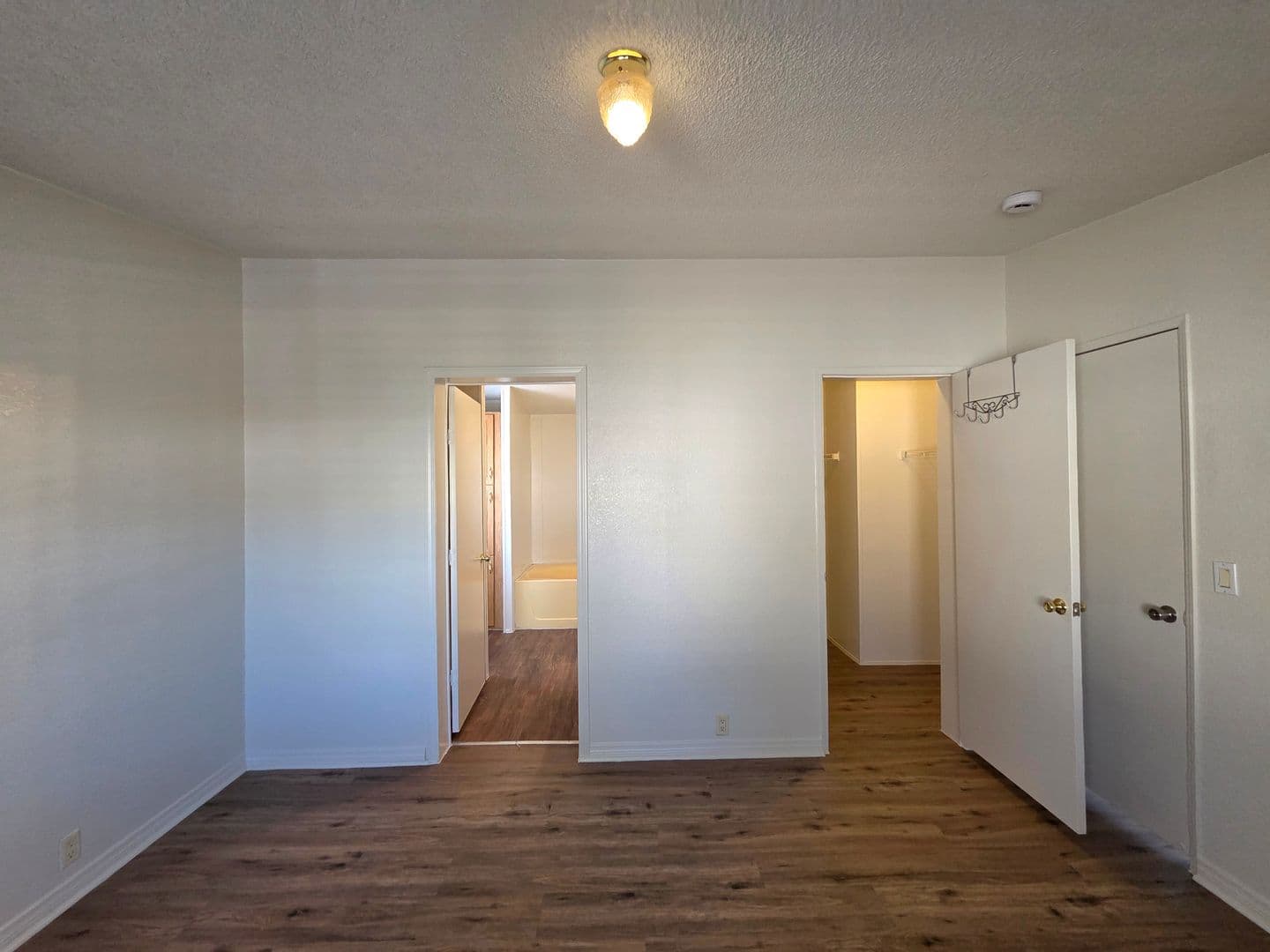 Las Vegas House: 5914 Sassy Rose Drive