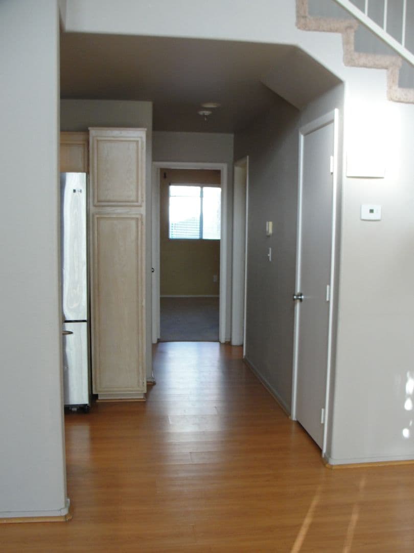 Las Vegas Townhome: 5258 Steinbrenner Ln