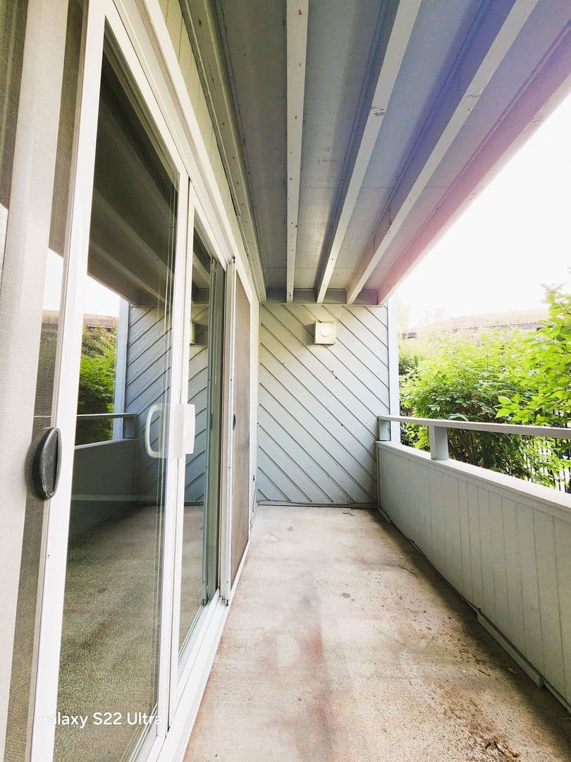 Richland Apartment: 1650 Mowry Square