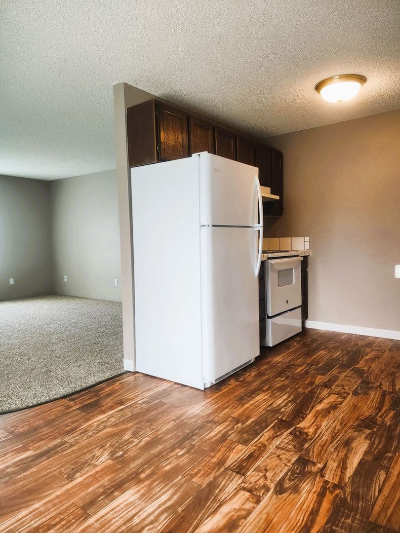 West Richland Apartment: 531 S. 38th Ave