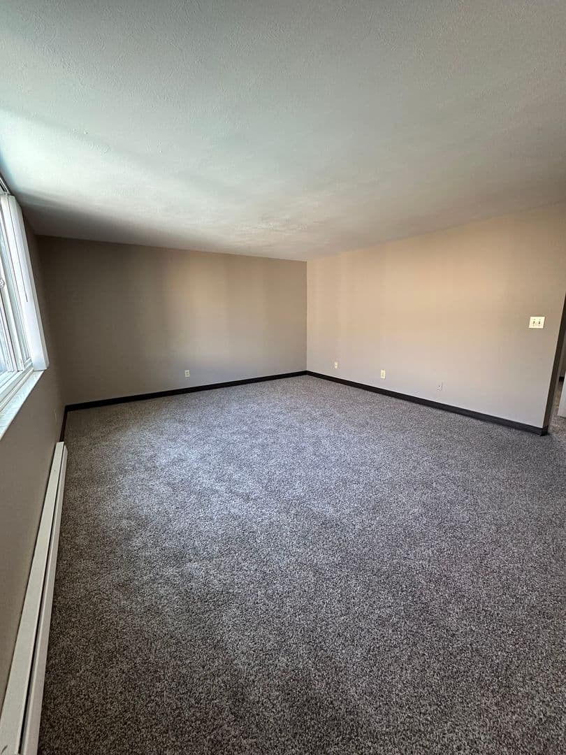 Richland Apartment: 160 Van Giesen