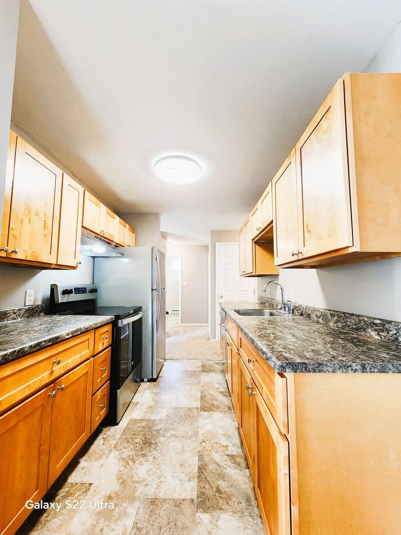 Richland Apartment: 160 Van Giesen