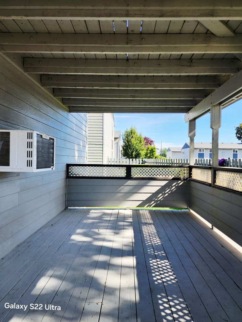 West Richland Apartment: 531 S. 38th Ave