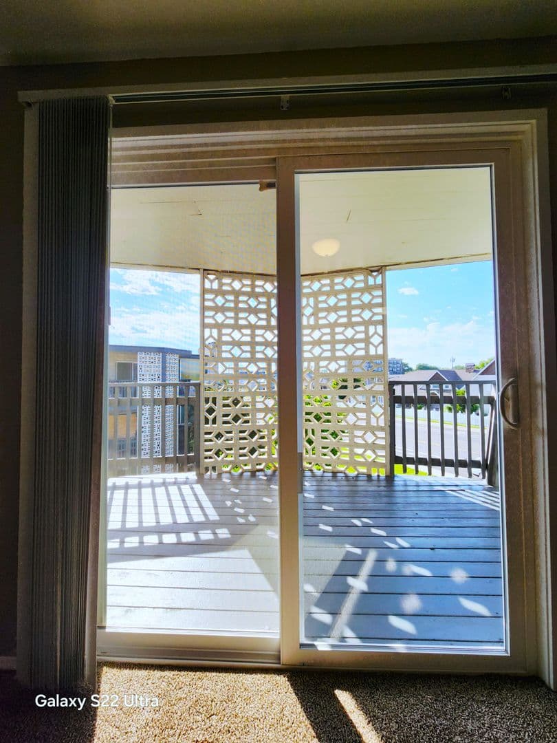 Richland Apartment: 160 Van Giesen