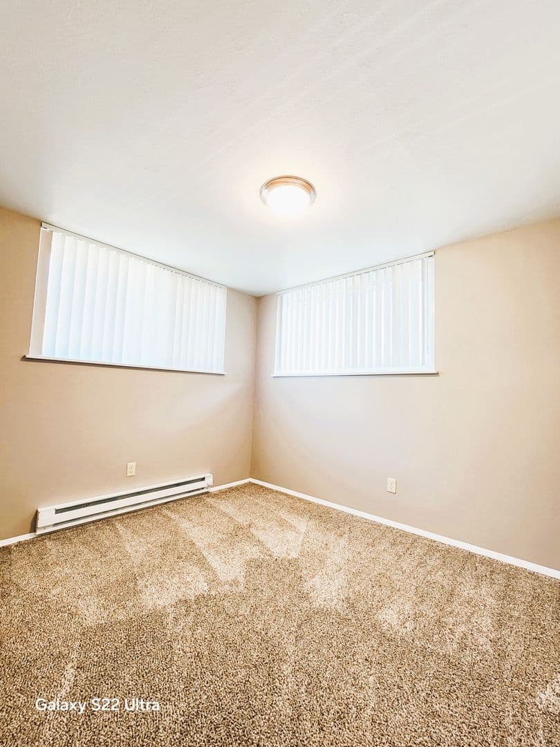 Richland Apartment: 160 Van Giesen