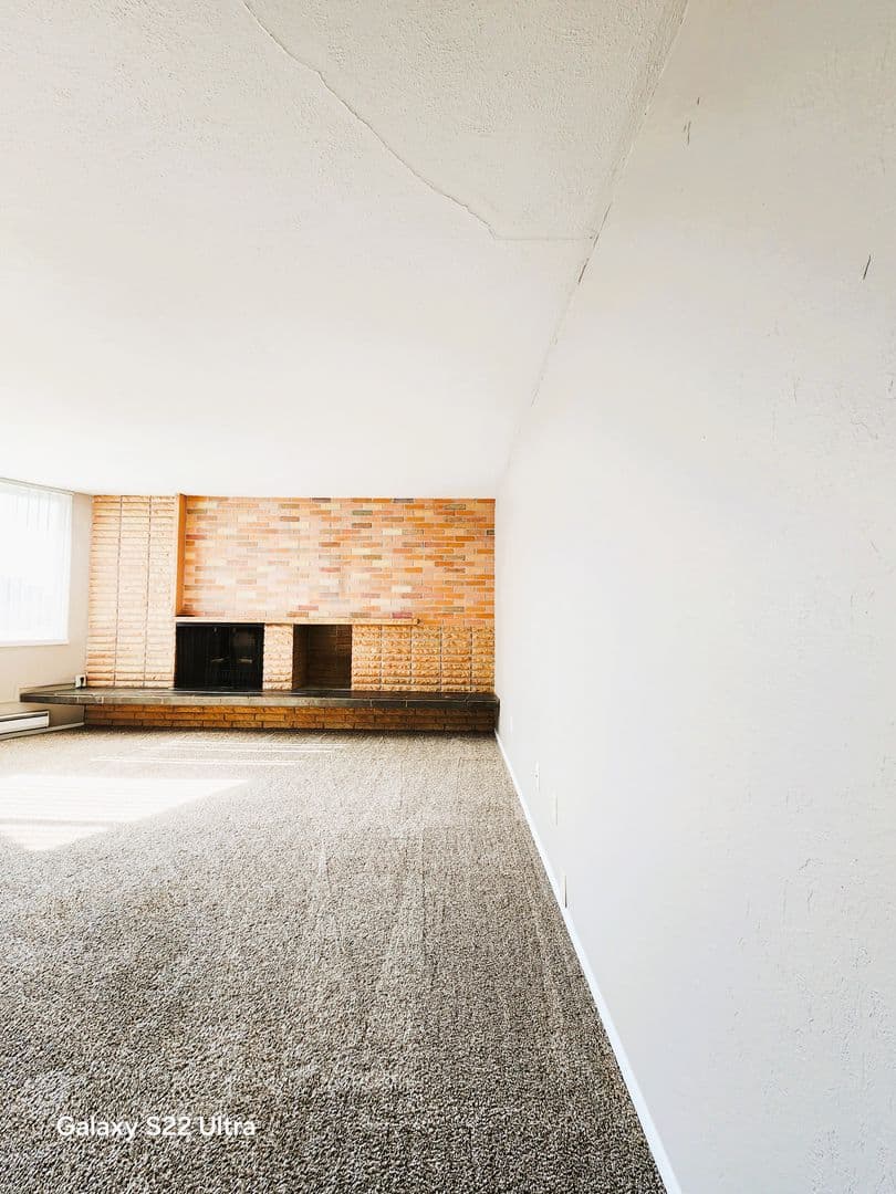 Richland Apartment: 160 Van Giesen