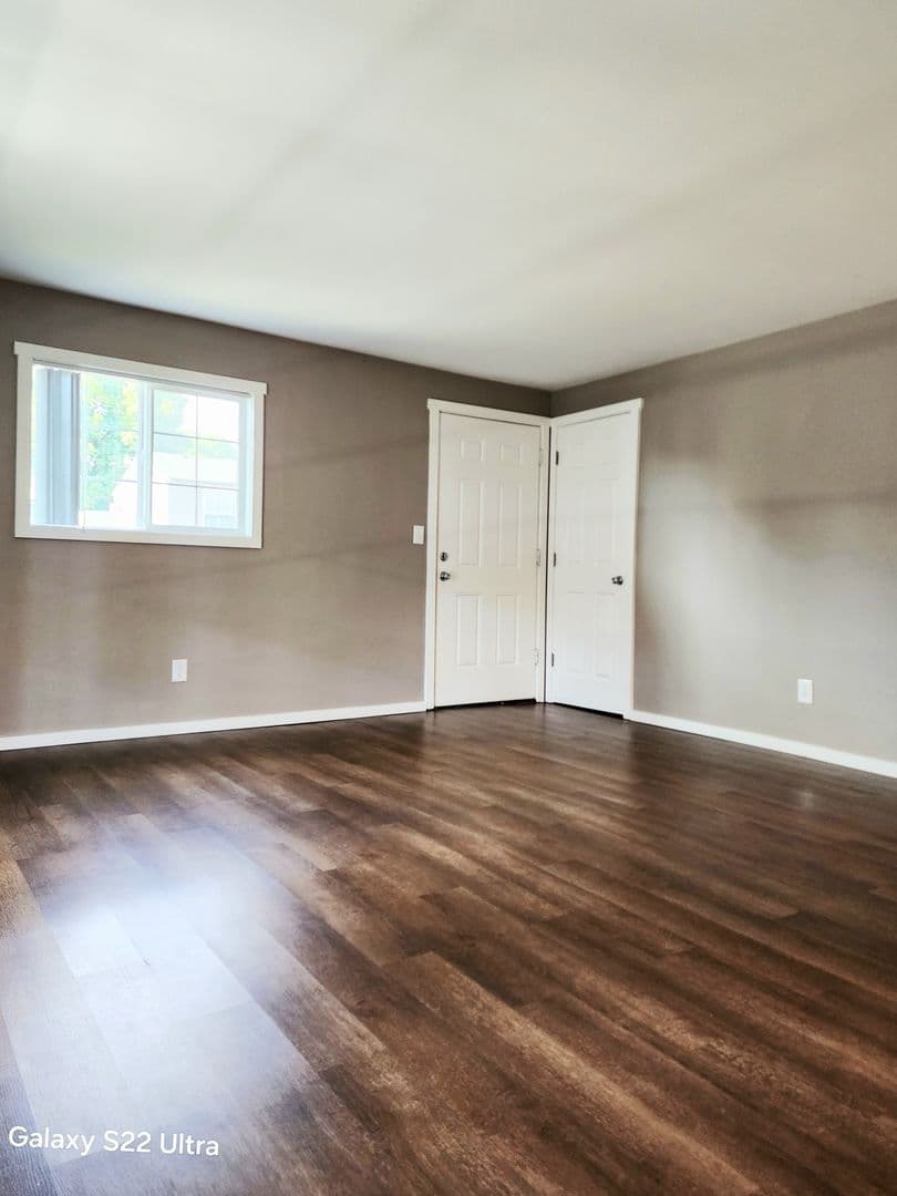 West Richland Apartment: 531 S. 38th Ave